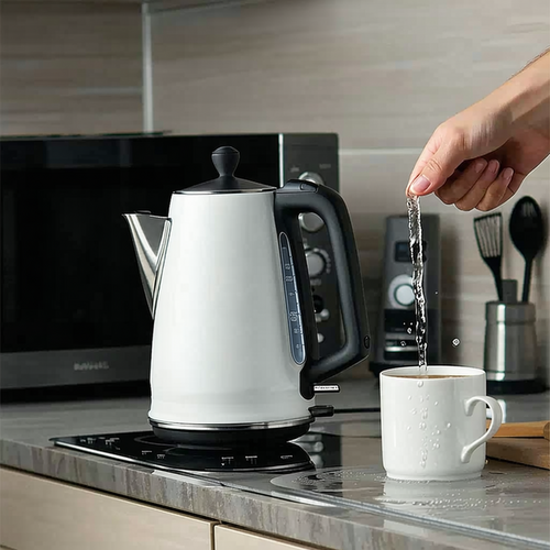 la-comodidad-de-tener-una-tetera-y-un-microondas-al-alcance